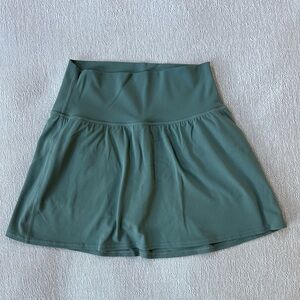 lululemon Align™ High-Rise Skirt Grey Eucalyptus
Size 6